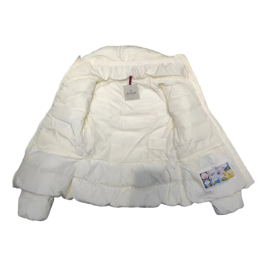Moncler Drawstring-Waist Stand-Collar Puffer Jacket – Ivory