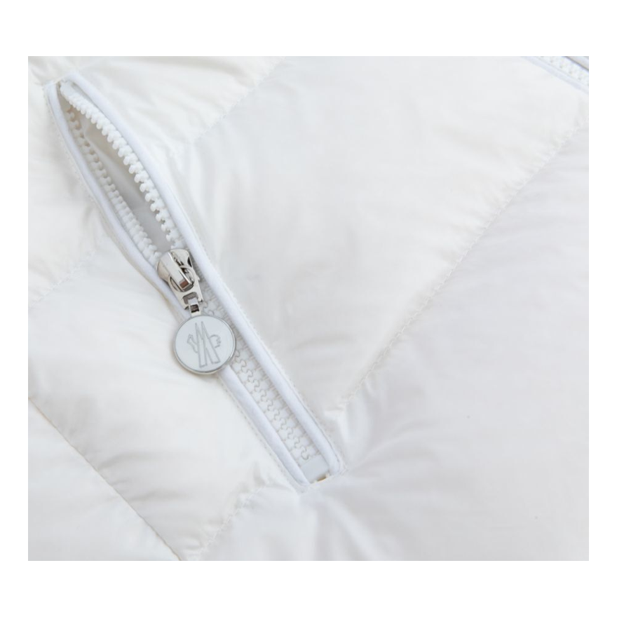 Moncler Gles Fitted Hooded Puffer Jacket