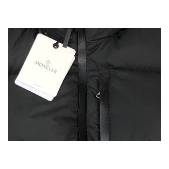 Moncler Tonal-Patch Wide-Quilt Hooded Puffer Jacket