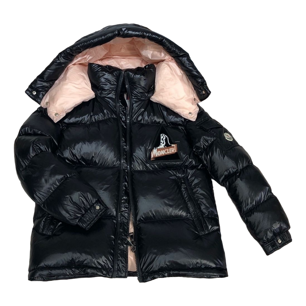 Moncler Mountain-Badge Glossy Short Down Puffer Jacket – Black